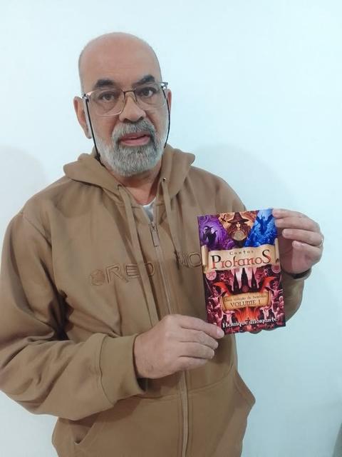 Foto 40 da galeria do Bibliografia